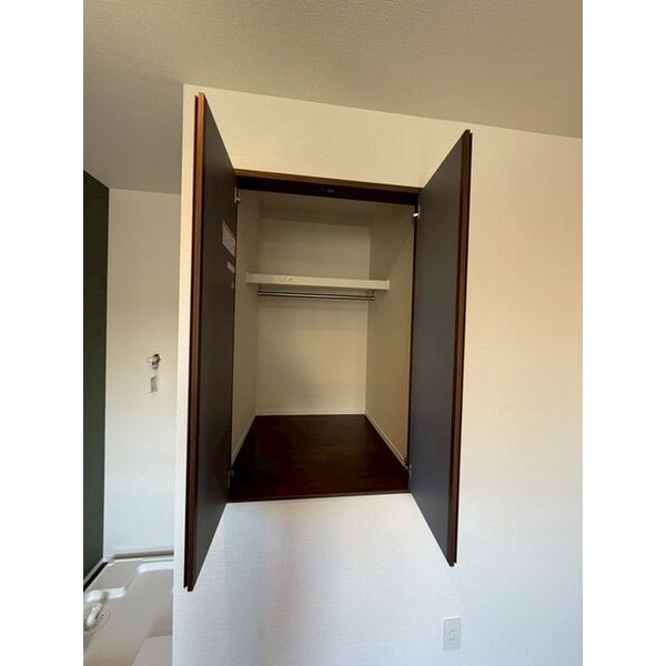 ベレガンス流山松ヶ丘Ⅱ0201号室 収納