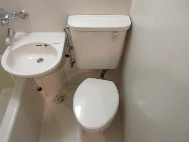 ガーデンヒルズ中山(K-048)4階 トイレ