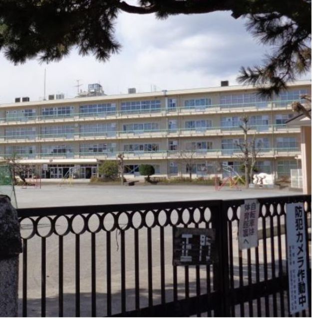 鵜野森グリーンヒルズA504号室 【小学校】町田市立町田第四小学校まで986ｍ