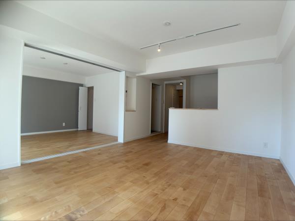 ＥＶＥＲＴＯＷ　Ｃｏｌｏｒｅ　ＳＥＮＧＥＮＤＡＩ3階 リビング