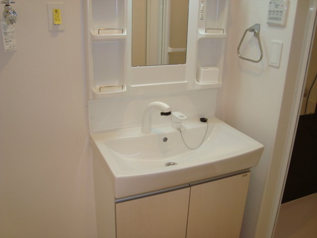 レグルス 洗髪洗面化粧台