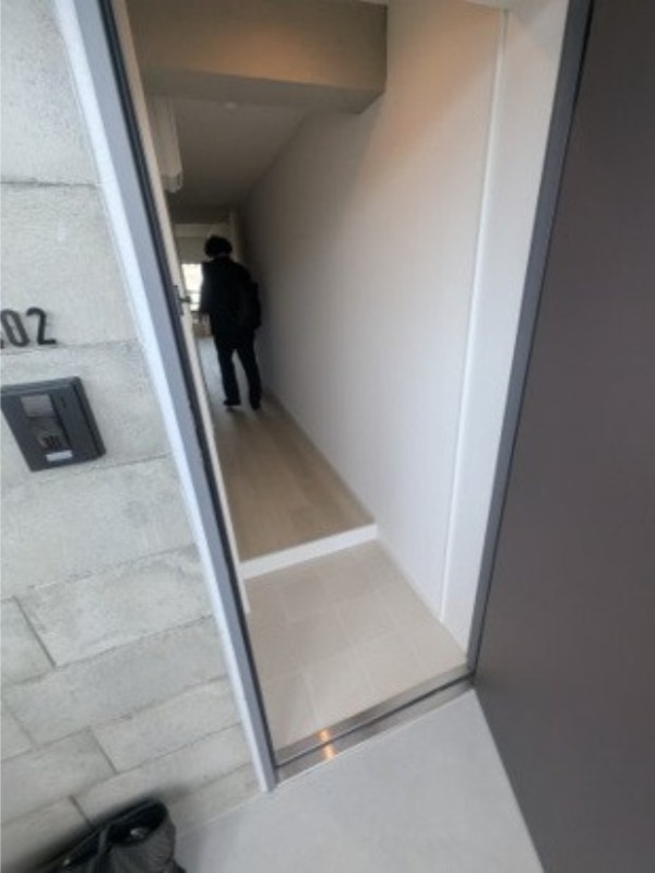 ジェノヴィア大山2階 玄関