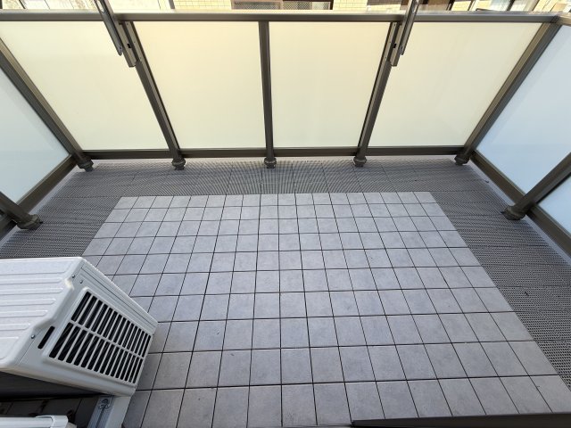 Ｍｉｌｅｓｔｏｎｅ　Ｓａｓａｚｕｋａ0301号室 バルコニー