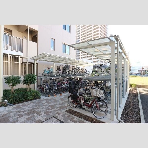 アヴェニール柏の葉705号室 同建物別部屋の参考画像