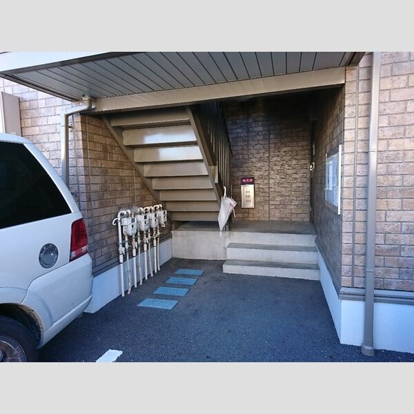 リバティーベル　Ⅰ/ⅡⅠ102号室 エントランス