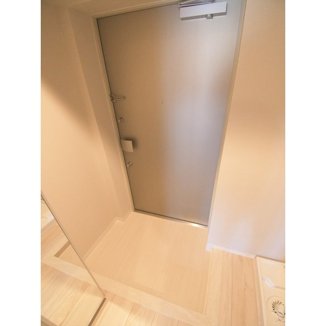 Primal KinshichoⅡ0401号室 玄関