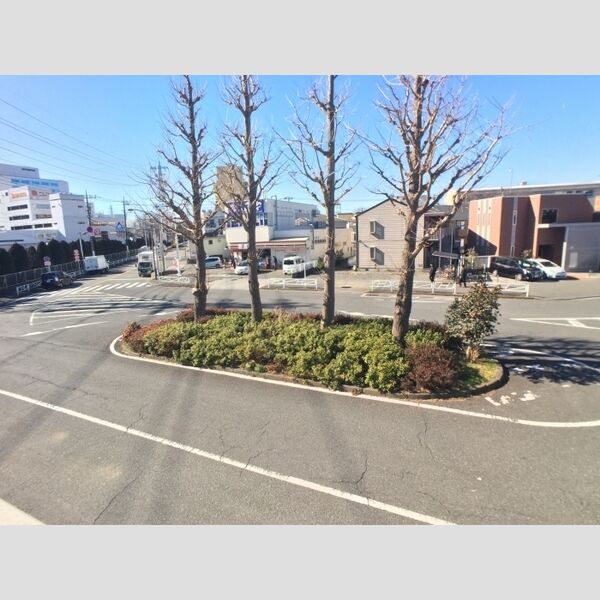 シャルマンS JR八高線北八王子駅前(2017.3月撮影)