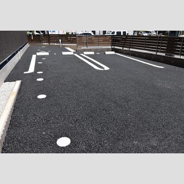 グランメール 駐車場