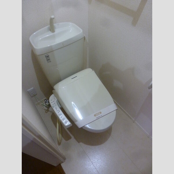 オルテシア　Ⅰ 温水洗浄暖房便座付き