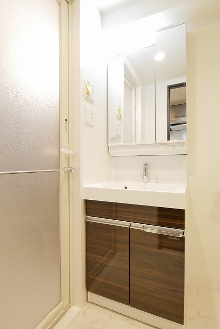 ベルグレード王子DUE6階 内観