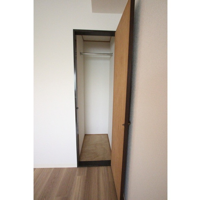 ウィスタリア202号室 内観