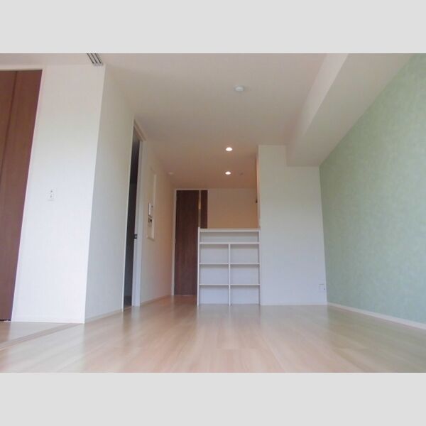 ソレイユM LDK12.35帖