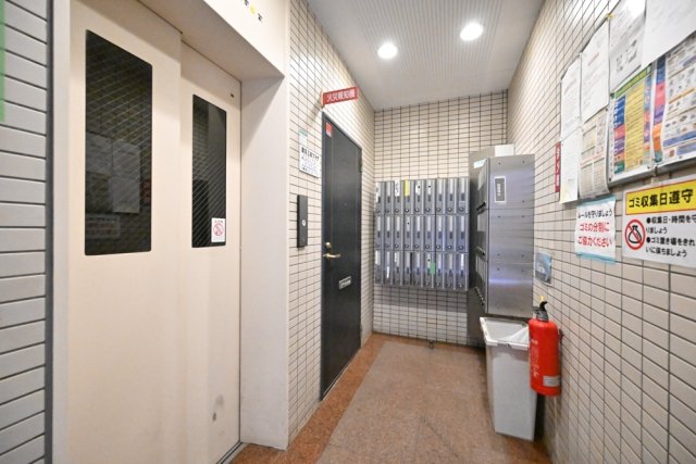 鶴見三和プラザ エントランス