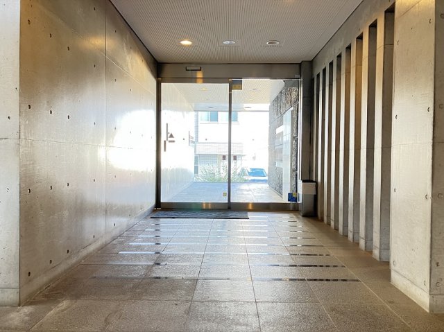 プライムアーバン烏山ガレリア104号室 エントランス