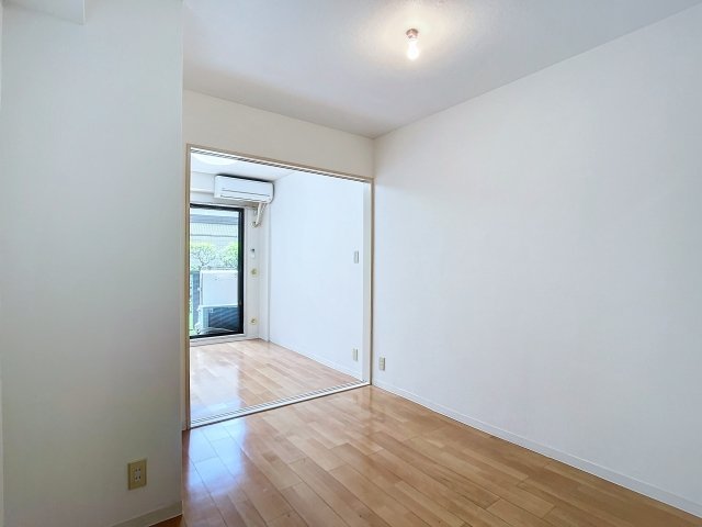 ライオンズマンション西新小岩 リビング