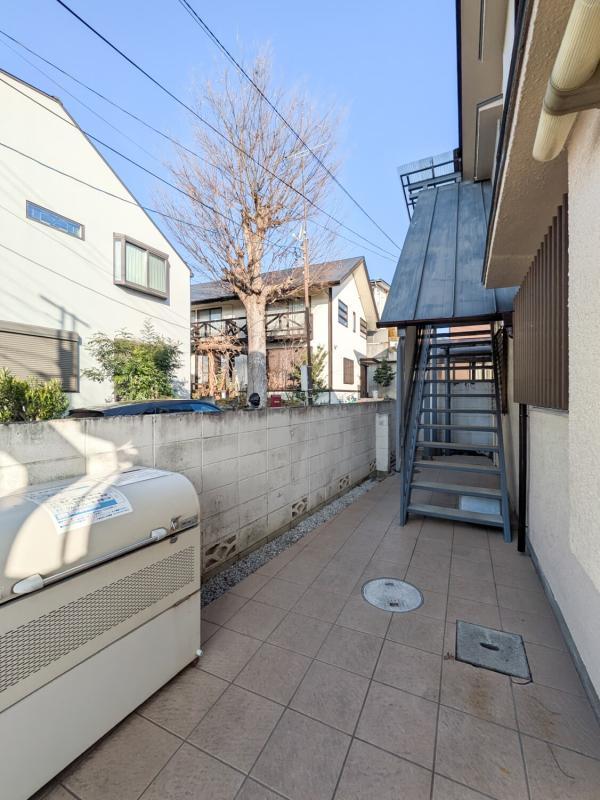 小金井ハイツ2階 エントランス