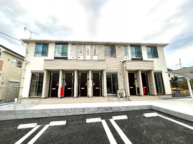 レーヴ 外観写真（昼）