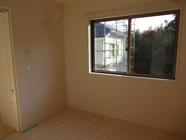 ルピナス向原 洋室