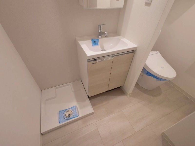 CREALpremier目黒地下1階 室内洗濯機置場