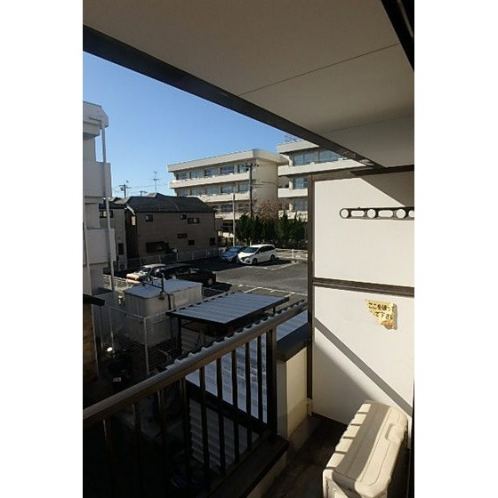 ロイヤルメドウ206号室 バルコニー