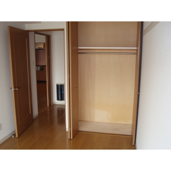 シャンテメゾン田仲0802号室 内観