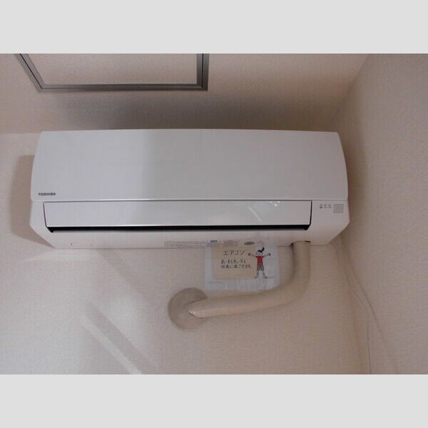 シャタル日吉台103号室 エアコン