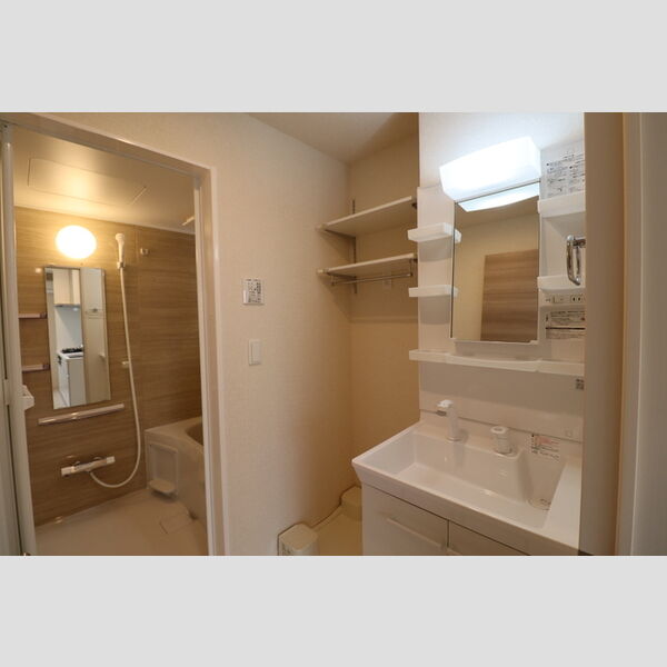 ミルトハウス 301　室内洗濯機置場