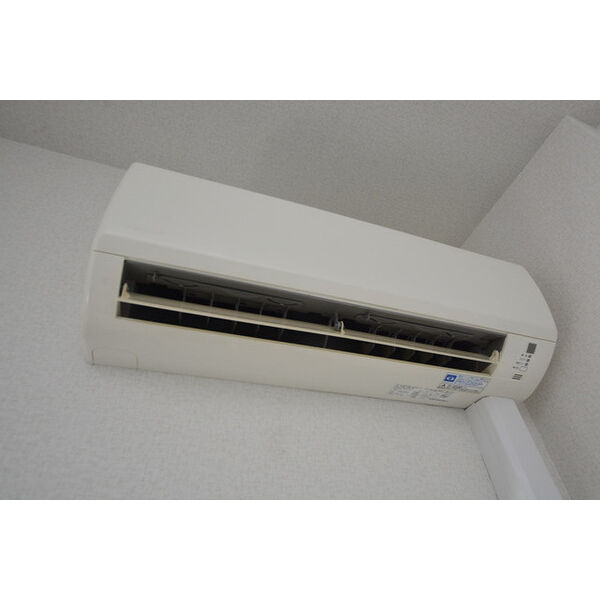 リヴシティ横浜東ベイサイド504号室 エアコン