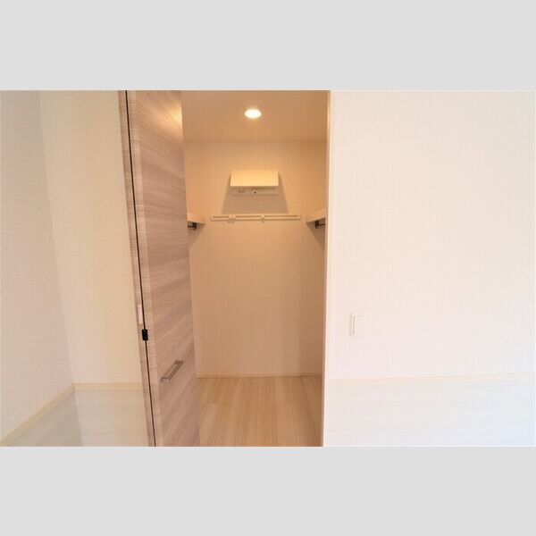 アロサール　Ⅱ ウォークインクローゼット