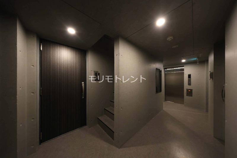 アトリオフラッツ高円寺2階 共用廊下