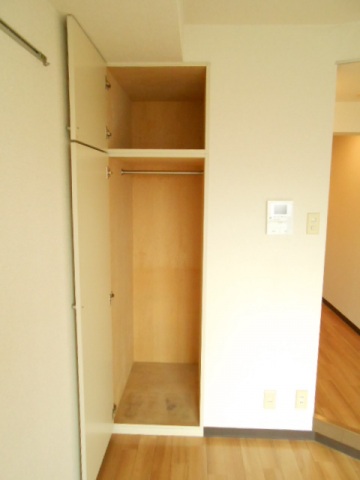 スカイコート綱島第2421号室 収納