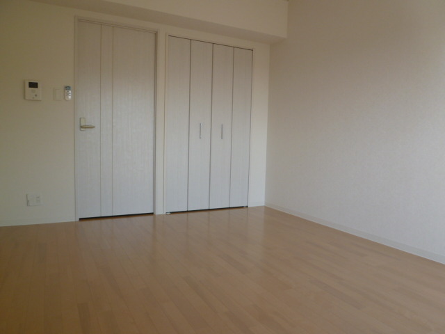 トレセリア大和田 居室2