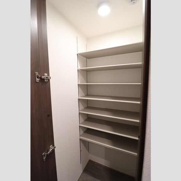 ユートリー　Ⅲ202号室 シューズクローク