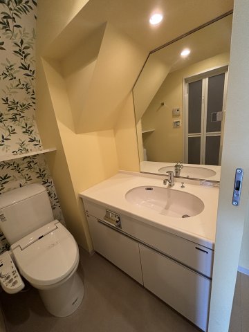 プリモ・レガーロ西大島 洗面