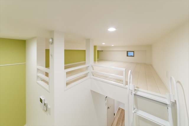 西大宮テラス1階 リビング