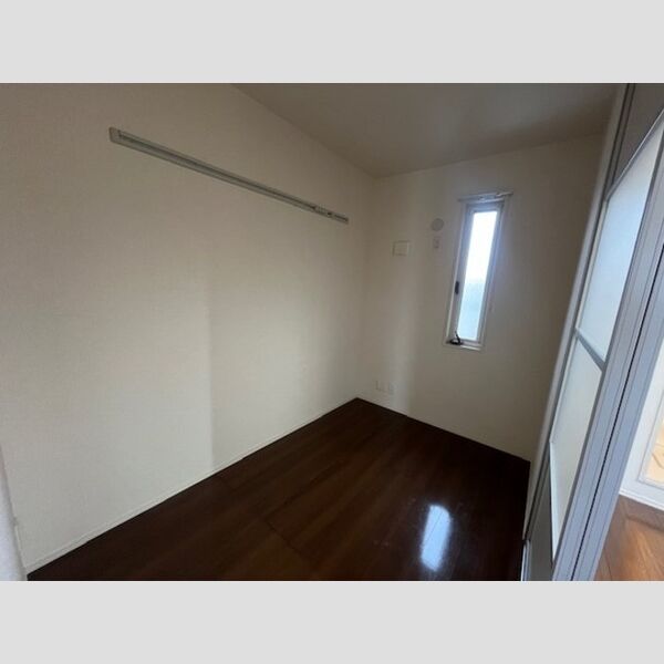 サントル ヴィラージュⅡ202号室 洋室