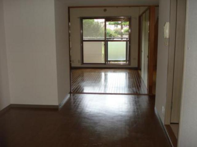 ベルデュール湘南太平台 居室1