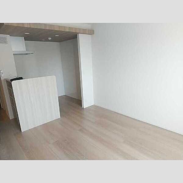 シャルールH102号室 リビング