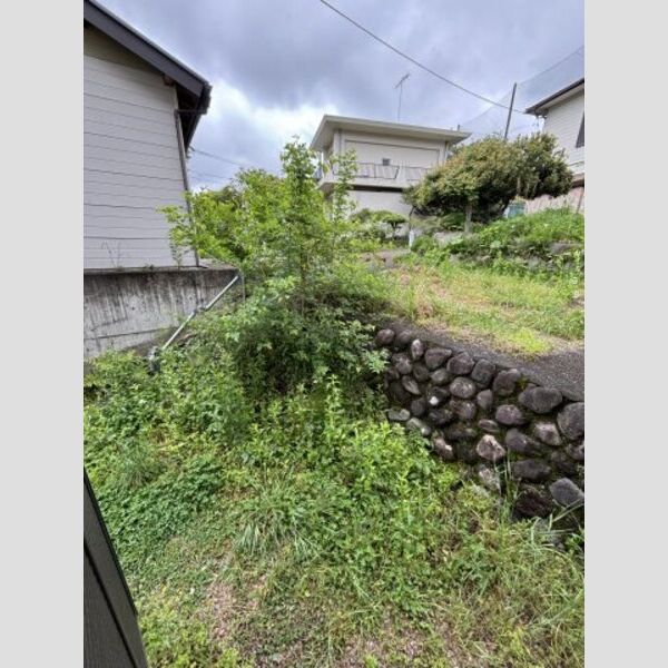 T・Aハイツ205号室 庭