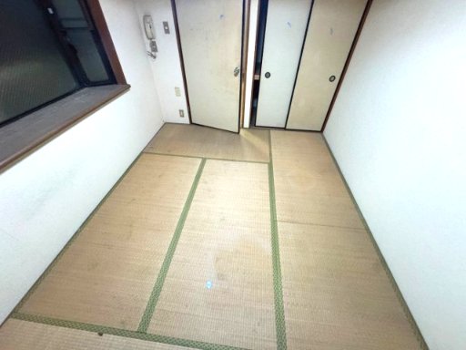 Fビル305号室 ※写真は別室です※クリーニング前の写真です