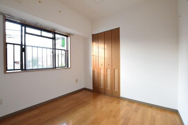 コーポレート鷺沼2階 リビング