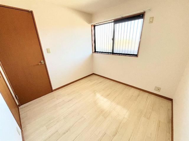 ビエント小机201号室 洋室②