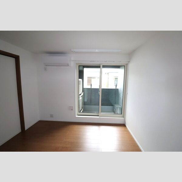 MOCRAFT中葛西202号室 洋室5.9帖