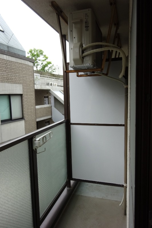 ファミリエ世田谷桜丘2階 バルコニー