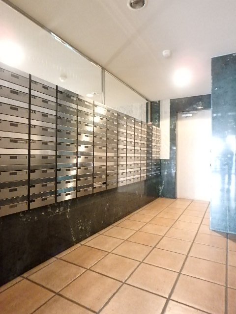 グランド・ガーラ横浜伊勢佐木町2階 メールBOX