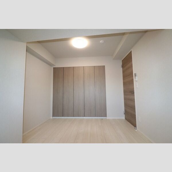 サンジョイアゼロ305号室 洋室7.2帖④