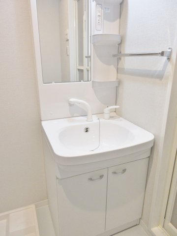 テラス弘明寺 ※別号室の参考写真です(現況優先・仕様違いの場合あり)