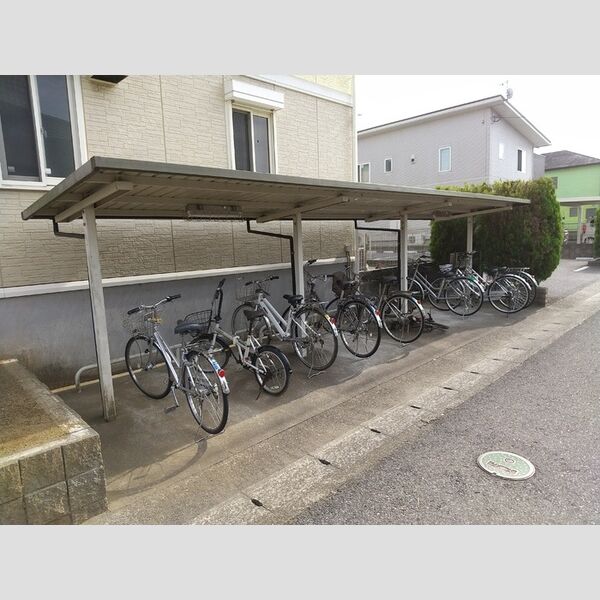 ガーデンコート飯倉台　B 駐輪場