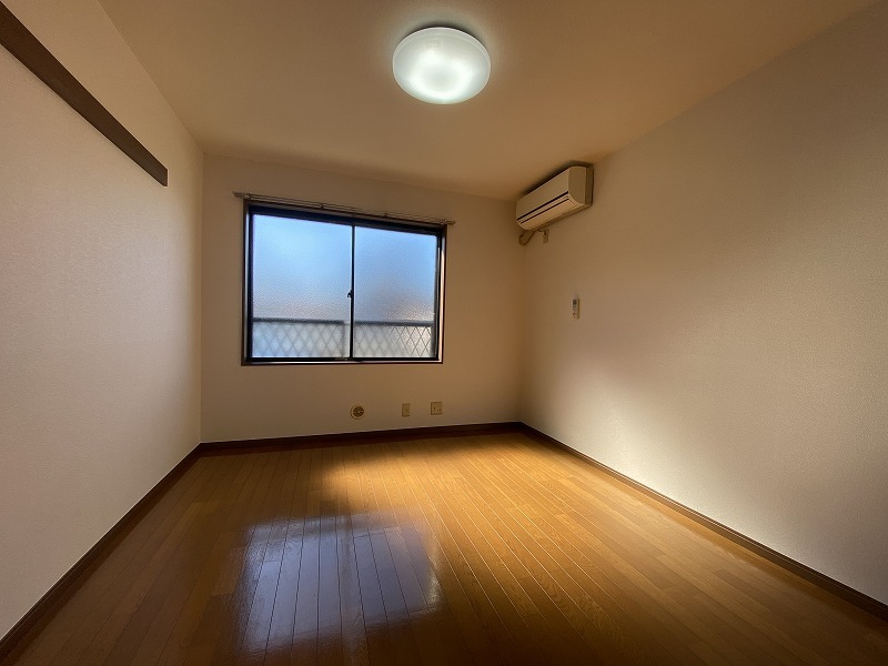 アヴニールＢ2階 参考写真：105号室