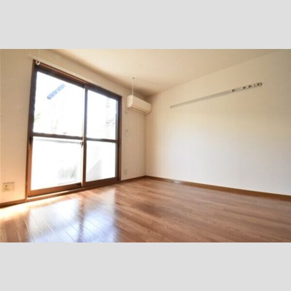 モンターニャ108号室 居室